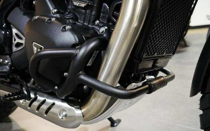 2026 Triumph Scrambler 400 XC Vanilla White