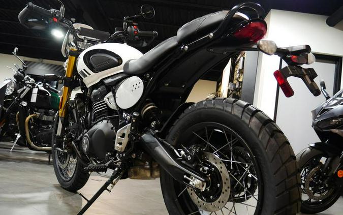 2026 Triumph Scrambler 400 XC Vanilla White