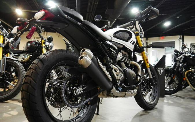 2026 Triumph Scrambler 400 XC Vanilla White