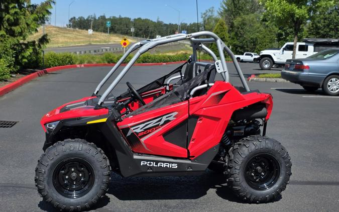 2026 Polaris RZR 200 EFI