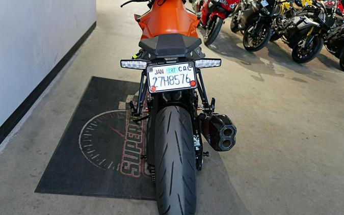 2024 KTM 990 Duke