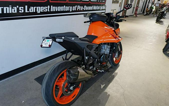 2024 KTM 990 Duke