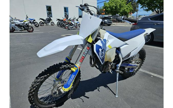 2022 Husqvarna Motorcycles FX350