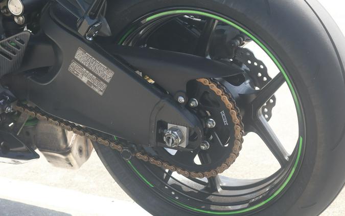 2015 Kawasaki Ninja® ZX™-6R 30th Anniversary