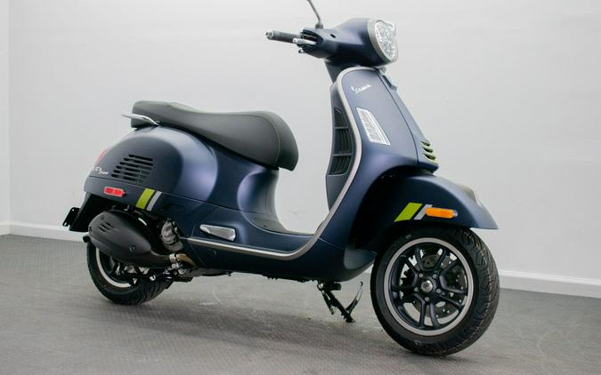 2024 Vespa GTS Super 300 Tech