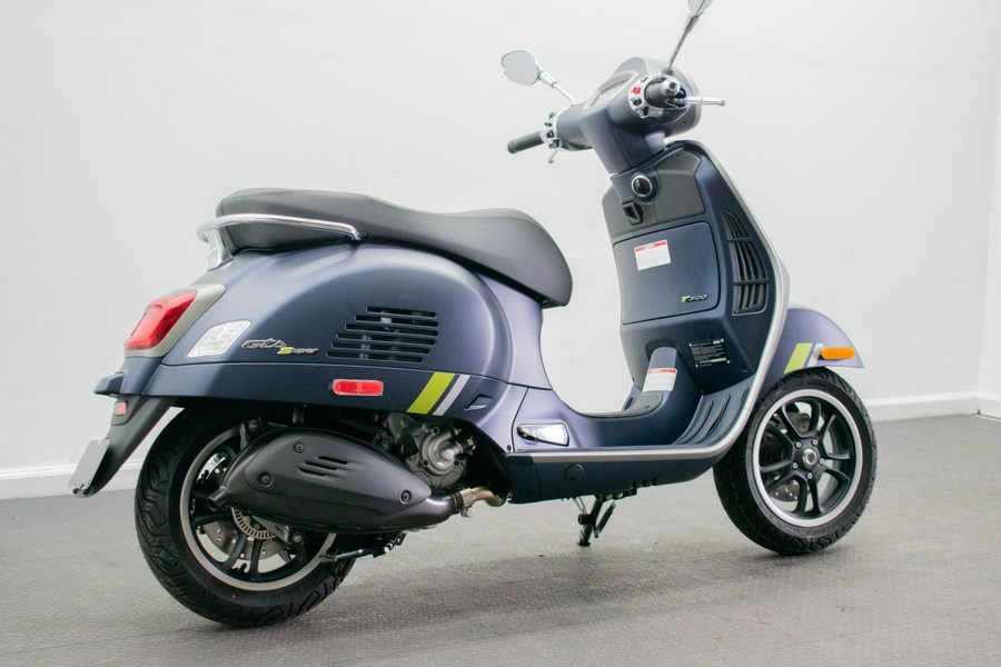 2024 Vespa GTS Super 300 Tech