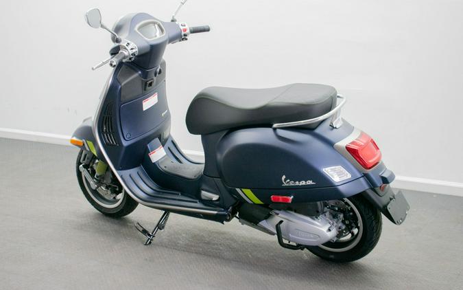 2024 Vespa GTS Super 300 Tech