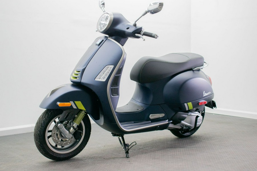 2024 Vespa GTS Super 300 Tech