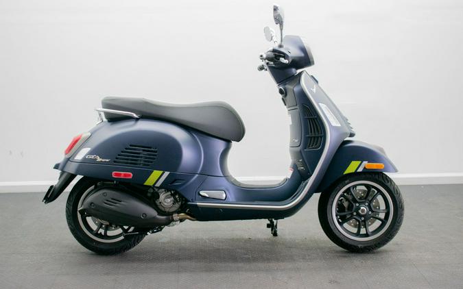 2024 Vespa GTS Super 300 Tech