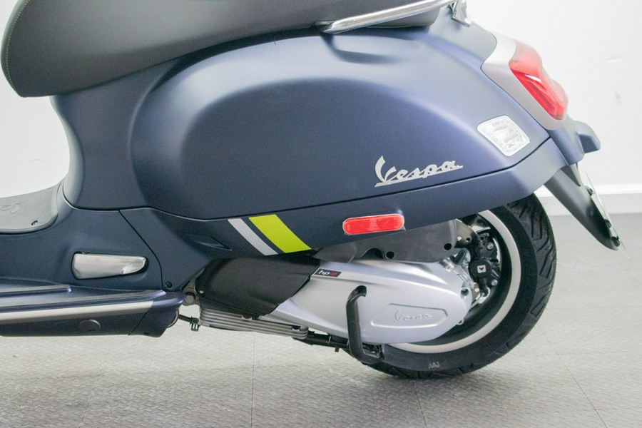 2024 Vespa GTS Super 300 Tech