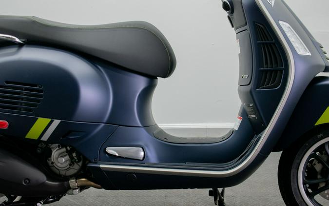 2024 Vespa GTS Super 300 Tech