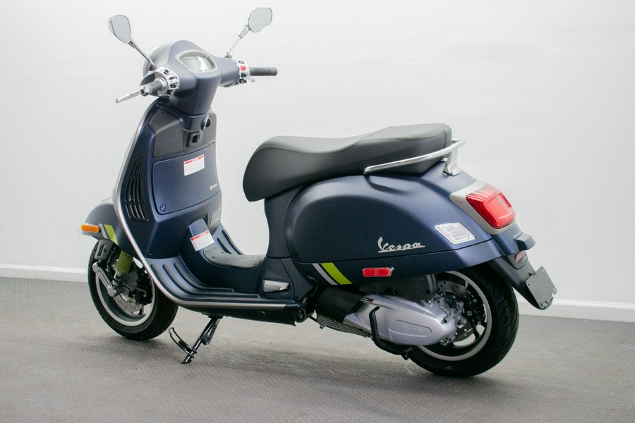 2024 Vespa GTS Super 300 Tech