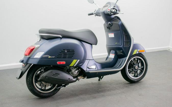 2024 Vespa GTS Super 300 Tech