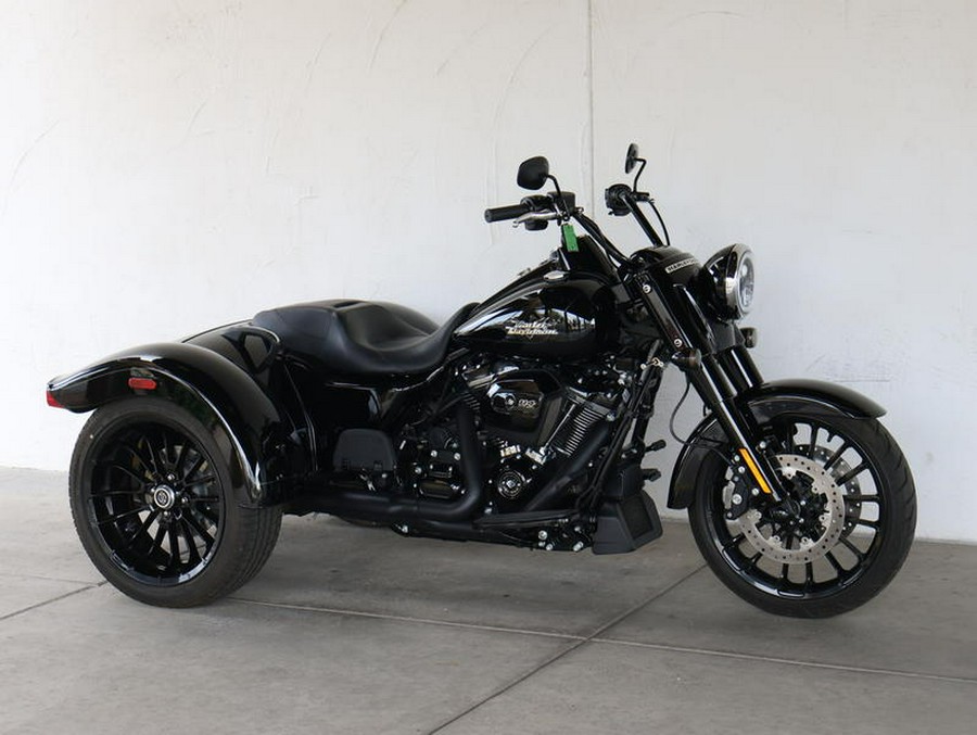 2023 Harley-Davidson® FLRT - Freewheeler®