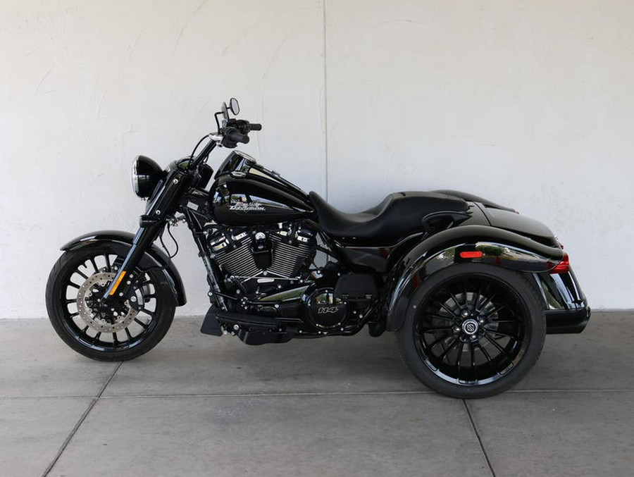 2023 Harley-Davidson® FLRT - Freewheeler®