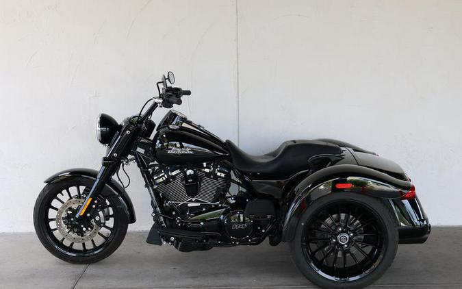 2023 Harley-Davidson® FLRT - Freewheeler®