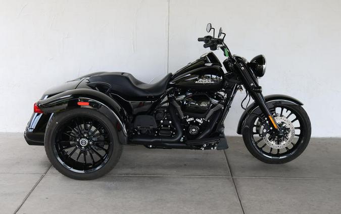 2023 Harley-Davidson® FLRT - Freewheeler®