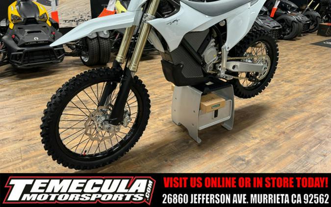 2024 Stark VARG Alpha MX 19"_80HP