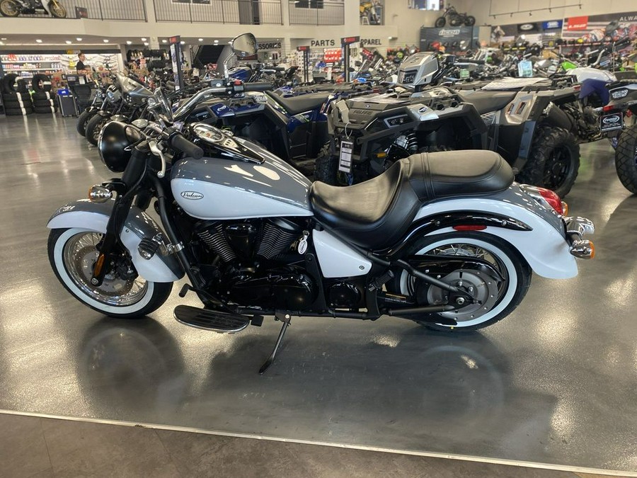2021 Kawasaki Vulcan® 900 Classic