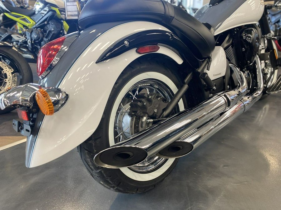 2021 Kawasaki Vulcan® 900 Classic