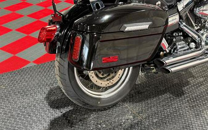 2011 Harley-Davidson Dyna® Super Glide® Custom