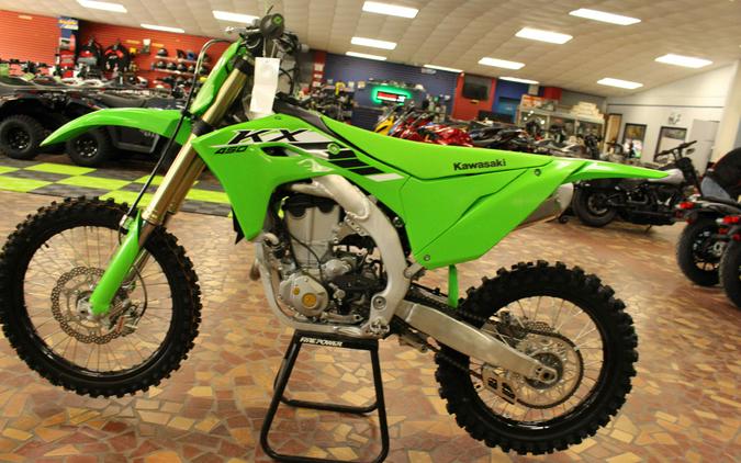 2026 Kawasaki KX 450 Lime Green - TA013048