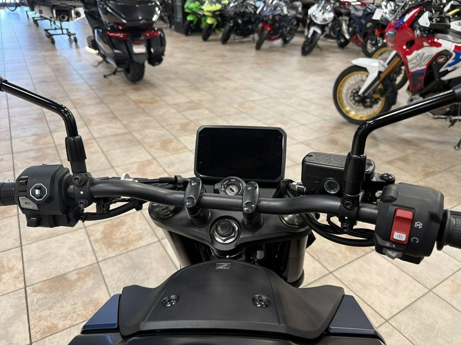 2026 Honda CB750 HORNET E-CLUTCH