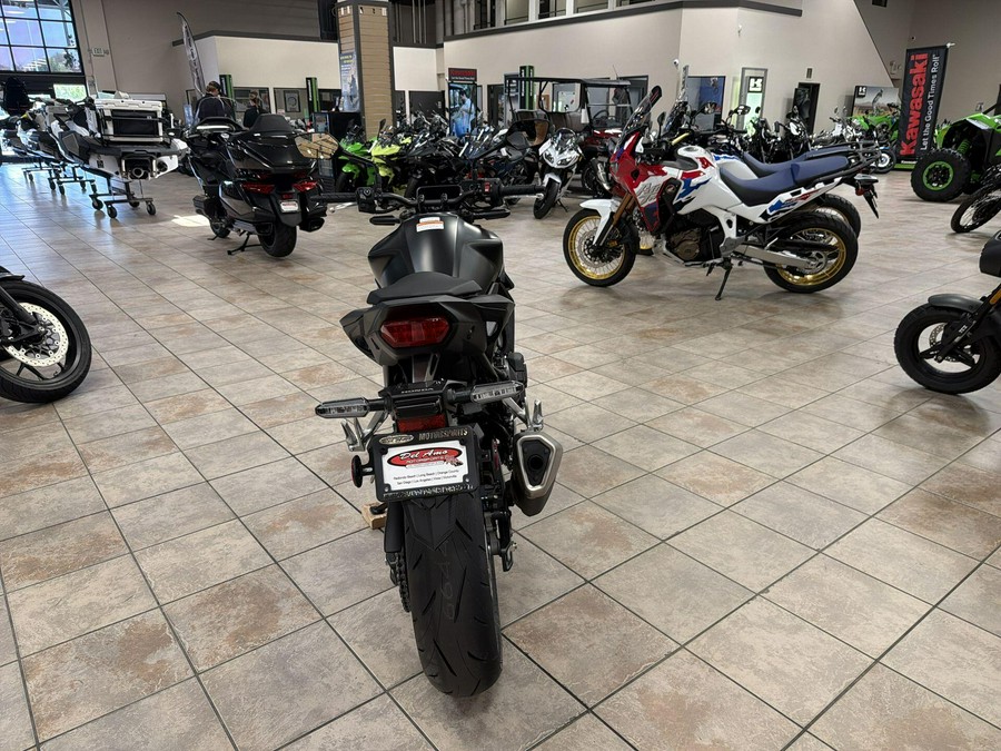 2026 Honda CB750 HORNET E-CLUTCH