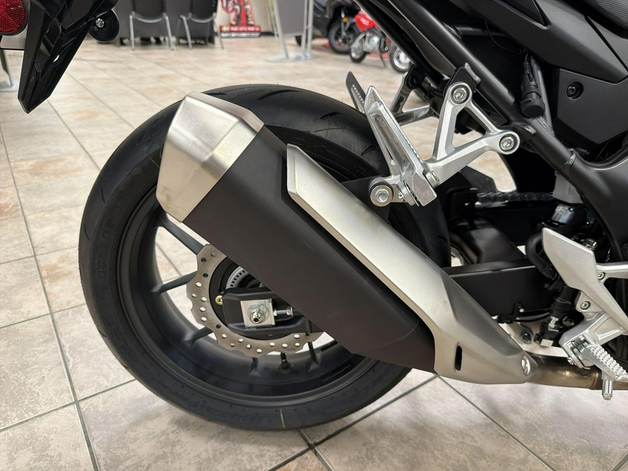 2026 Honda CB750 HORNET E-CLUTCH
