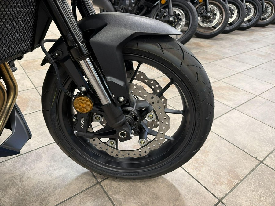 2026 Honda CB750 HORNET E-CLUTCH