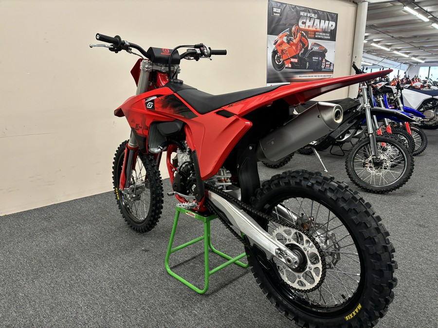 2027 GAS GAS MC 250F