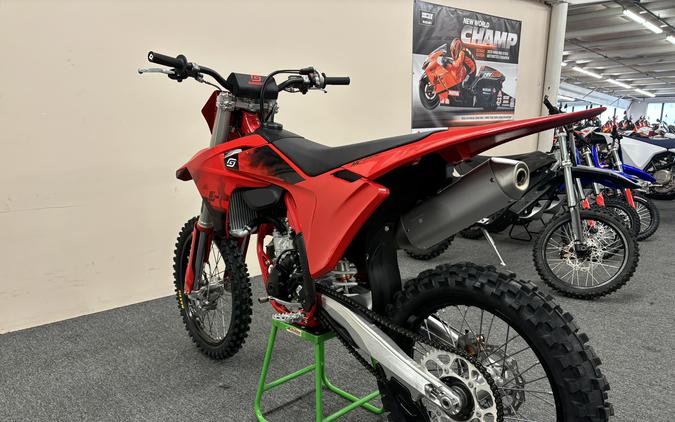 2027 GAS GAS MC 250F