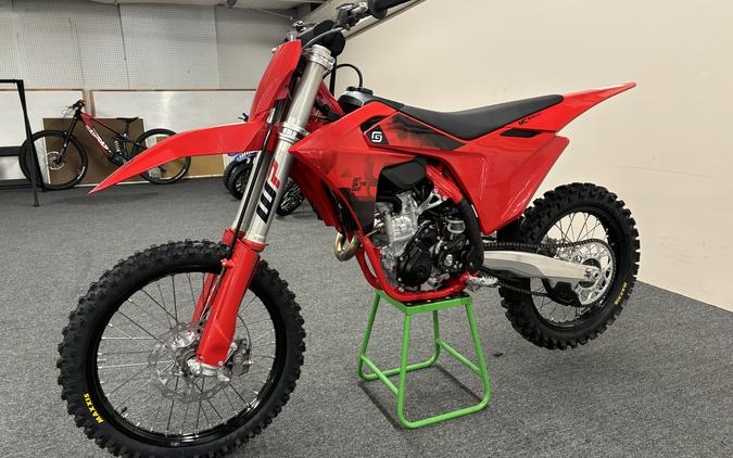 2027 GAS GAS MC 250F