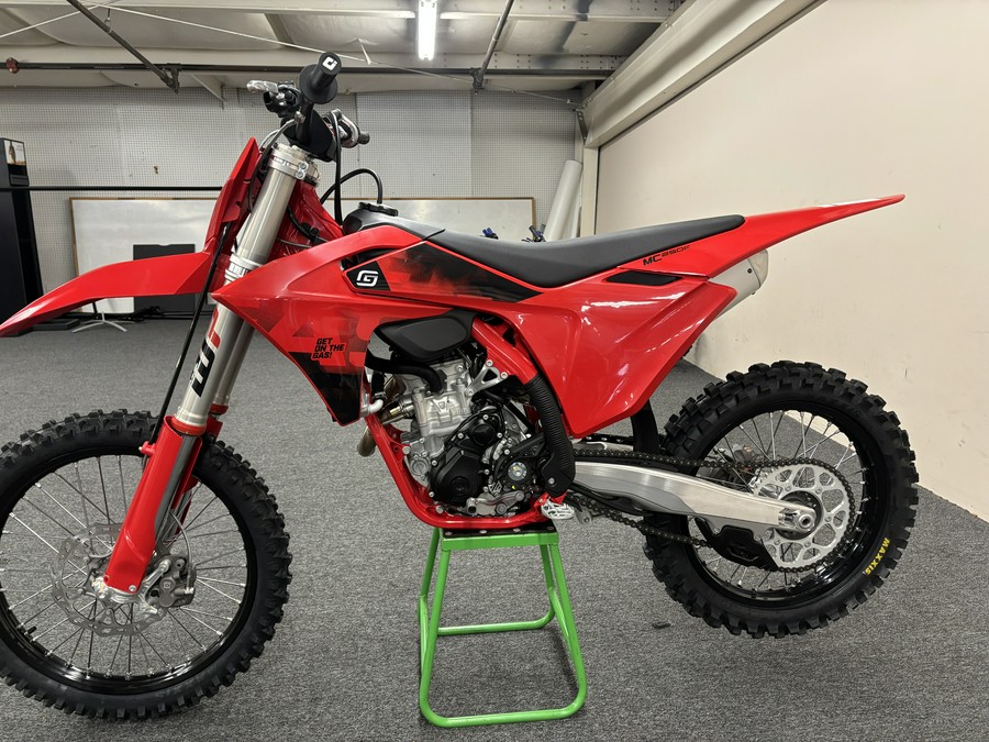 2027 GAS GAS MC 250F