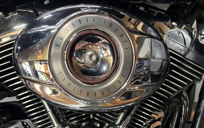 2008 Harley-Davidson Electra Glide Ultra Classic BLACK W/PINSTRIPE