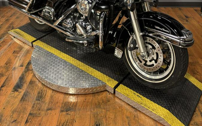 2008 Harley-Davidson Electra Glide Ultra Classic BLACK W/PINSTRIPE