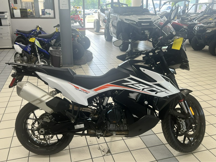 2019 KTM Adventure 790