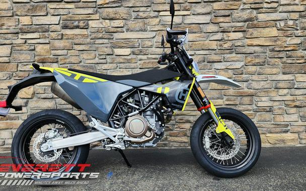 2024 Husqvarna® 701 Supermoto