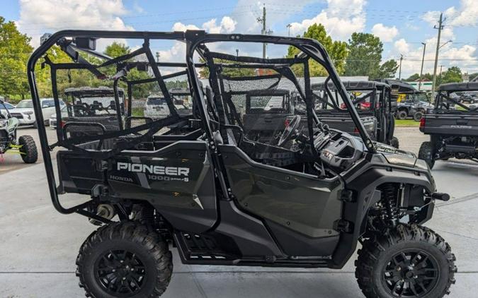 2024 Honda Pioneer 1000-5 Deluxe