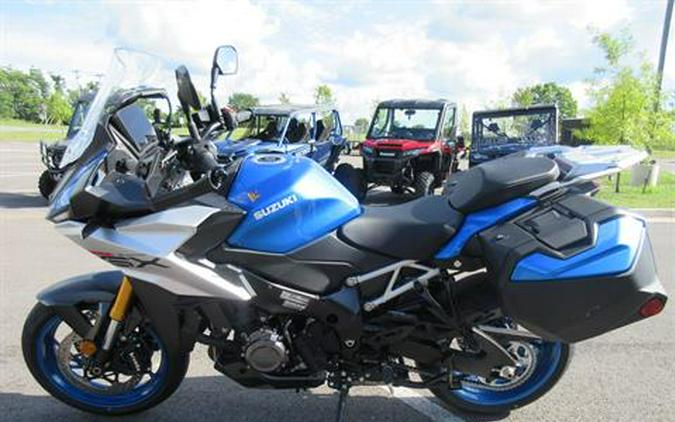 2025 Suzuki GSX-S1000GX+