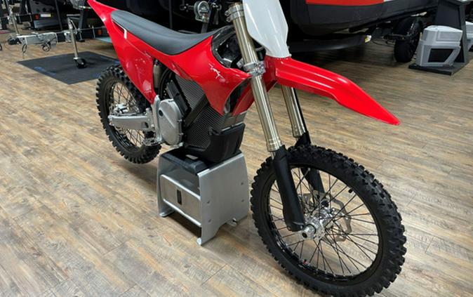 2024 Stark VARG Alpha MX 19"_80HP