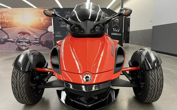 2016 Can-Am® SPYDER RS-S SM5