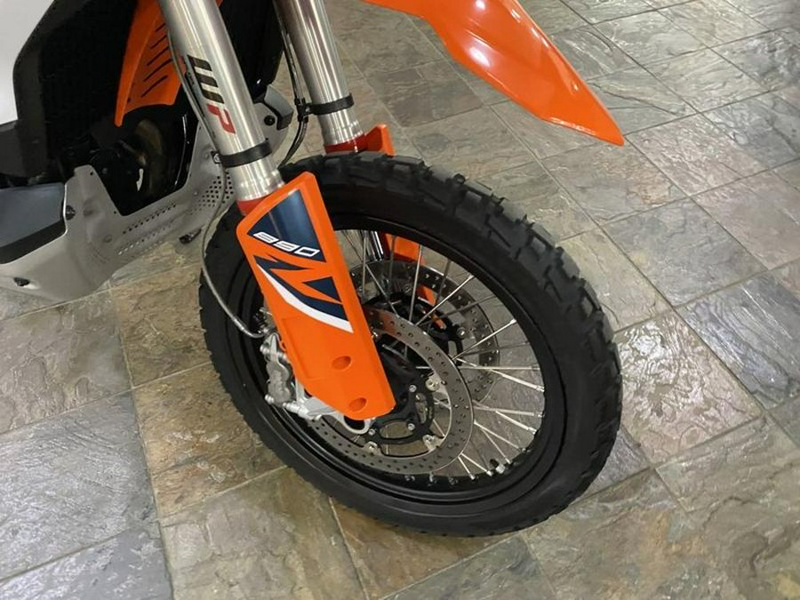 2023 KTM 890 Adventure R