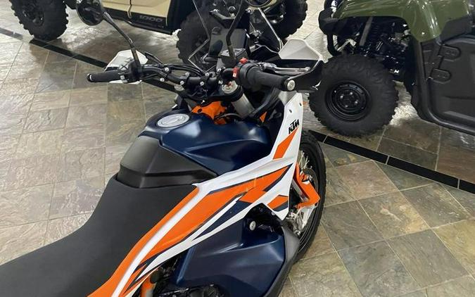 2023 KTM 890 Adventure R