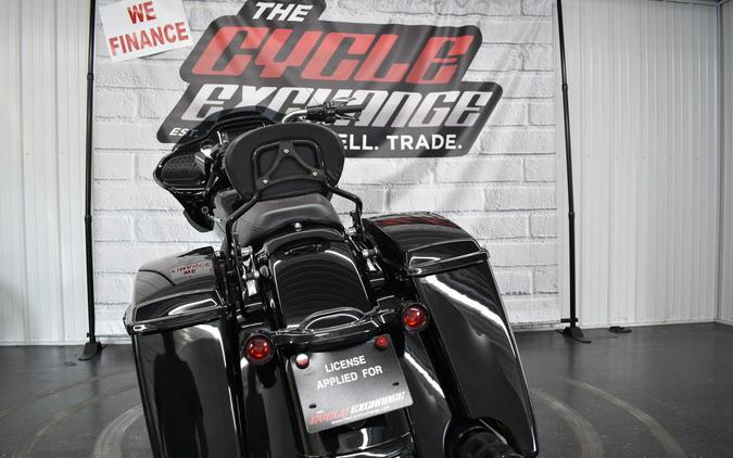 2017 Harley-Davidson® FLTRX - Road Glide®