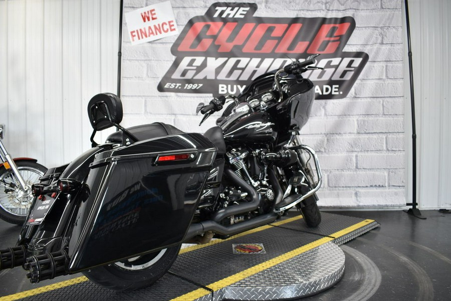 2017 Harley-Davidson® FLTRX - Road Glide®