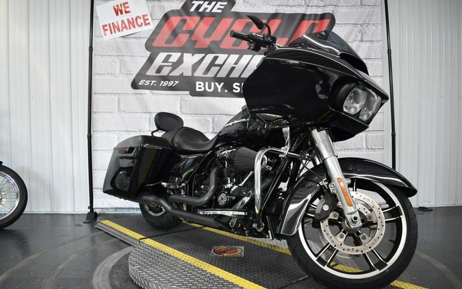 2017 Harley-Davidson® FLTRX - Road Glide®