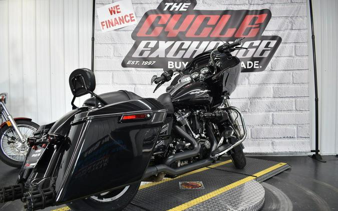 2017 Harley-Davidson® FLTRX - Road Glide®