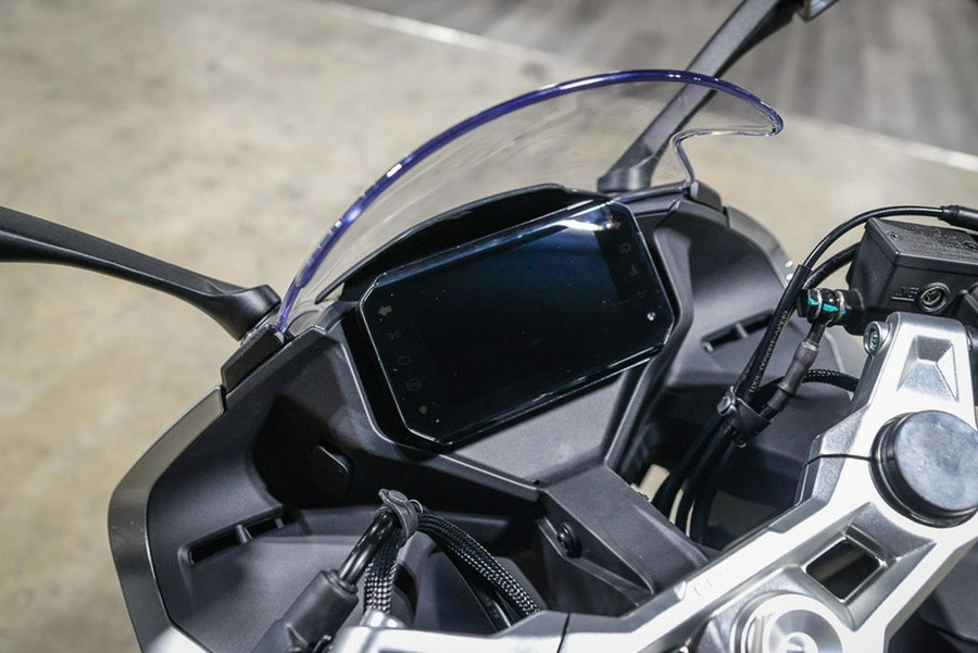 2025 CFMOTO 300SS
