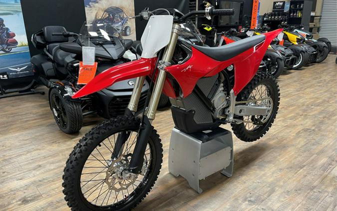 2024 Stark VARG Alpha MX 19"_80HP